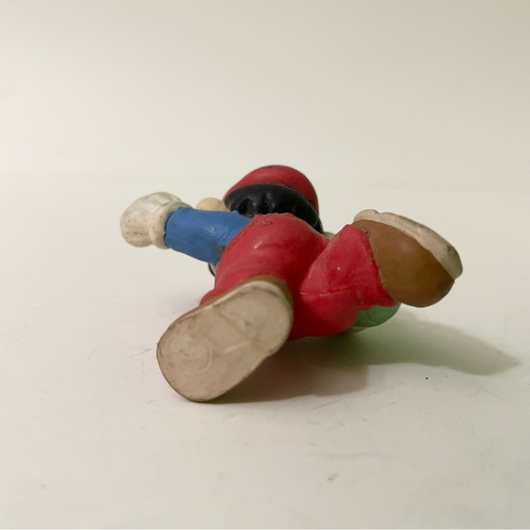 Vintage 1989 Super Mario Holding Turnip Figure Applause Nintendo - Picture 6 of 10